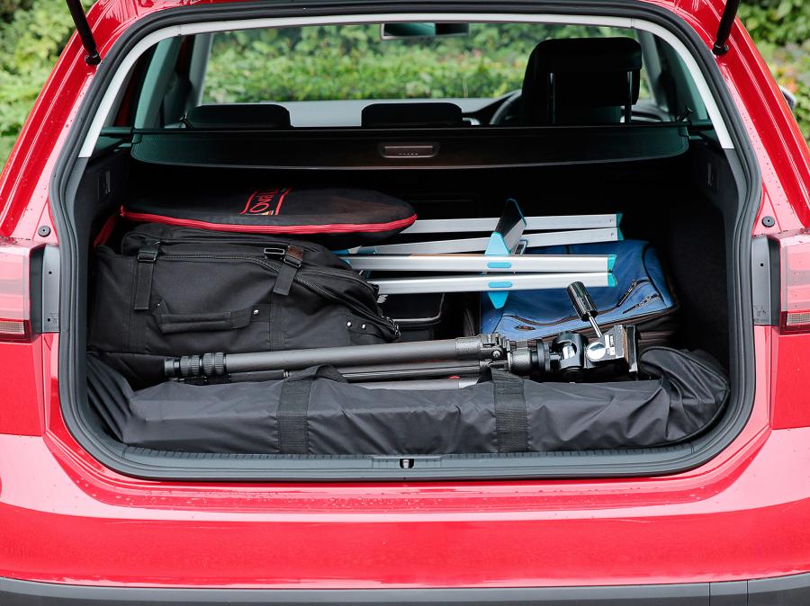 Багажник Volkswagen Golf Alltrack (Typ 5G) 2015 года  (JP) (фото 8 из 10)